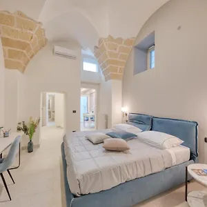 michelangelo-bb-lecce.lecce-hotels.com/